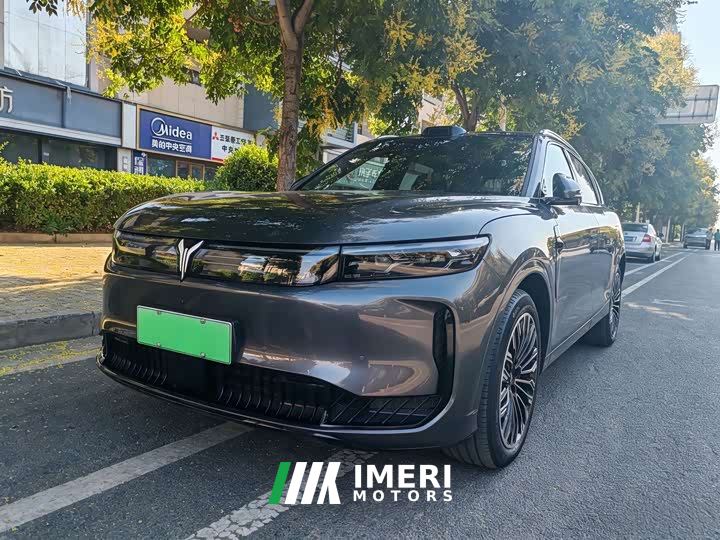 Voyah Lantu FREE Rear-Wheel Drive Qiankun Edition - автомобиль из Китая