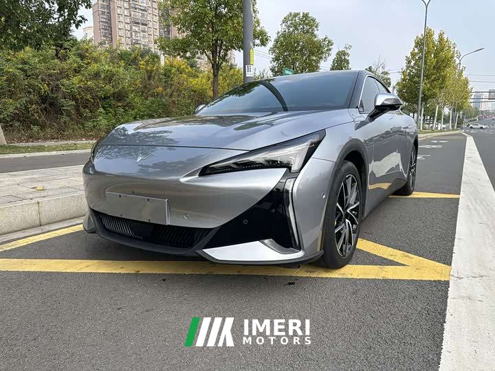 Arcfox Alpha S5 560PRO 185kW - car from China