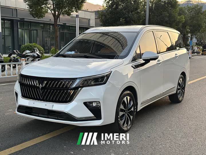 Wuling Jiachen 2.0L DHT Flagship Edition - ავტომობილი ჩინეთიდან