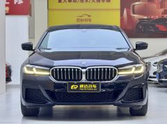 BMW 5 Series 530Li Luxury M Sport Package - ფოტო 16
