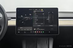 Tesla Model Y Standard endurance rear-wheel drive - ფოტო 16