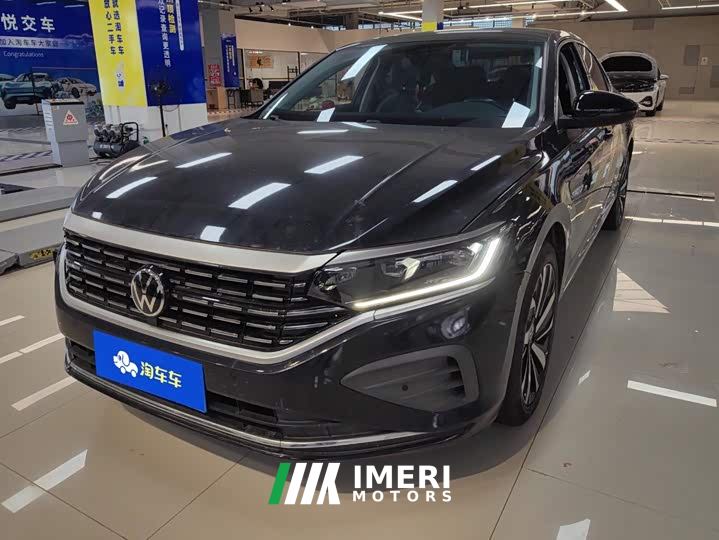 Volkswagen Passat Outstanding Edition 330TSI Elite - автомобиль из Китая