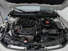 Honda Civic 240TURBO CVT Dynamic Edition - фото 6