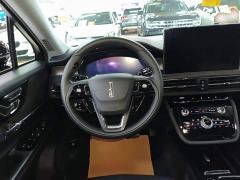 Lincoln Explorer 2.0T Two-Wheel Drive Premium - фото 10