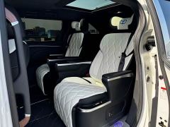 Toyota Gravia 2.5L Hybrid Luxury - photo 12