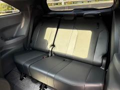 Toyota Gravia 2.5L Hybrid Luxury - photo 13