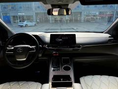 Toyota Gravia 2.5L Hybrid Luxury - photo 14