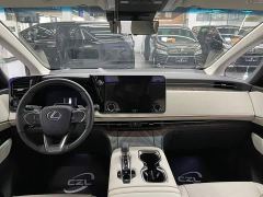 Lexus LM 500h Six-Seat Premium Edition - ფოტო 7