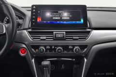 Honda Accord 260TURBO Luxury Edition - photo 16