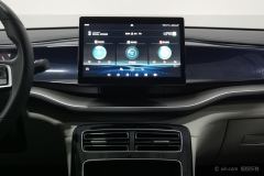 BYD Qin PLUS DM-i 120km Prestigious Edition - ფოტო 16