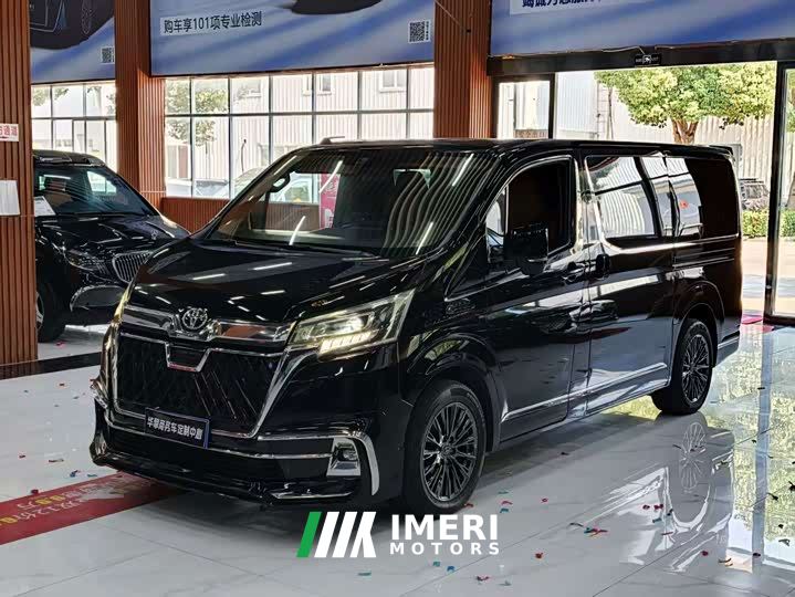 Toyota Alphard Overseas Edition - автомобиль из Китая