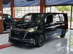 Toyota Alphard Overseas Edition - фото 1