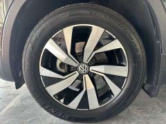 Volkswagen Taos 280TSI FWD Luxury Smart Connected Edition - фото 15