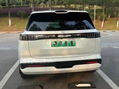 Dongfeng eπ008 210Max Extended Range 6-Seater - фото 6