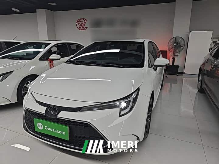 Toyota Corolla 1.8L CVT Luxury - ავტომობილი ჩინეთიდან