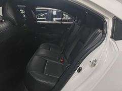 Toyota Corolla 1.8L CVT Luxury - ფოტო 16