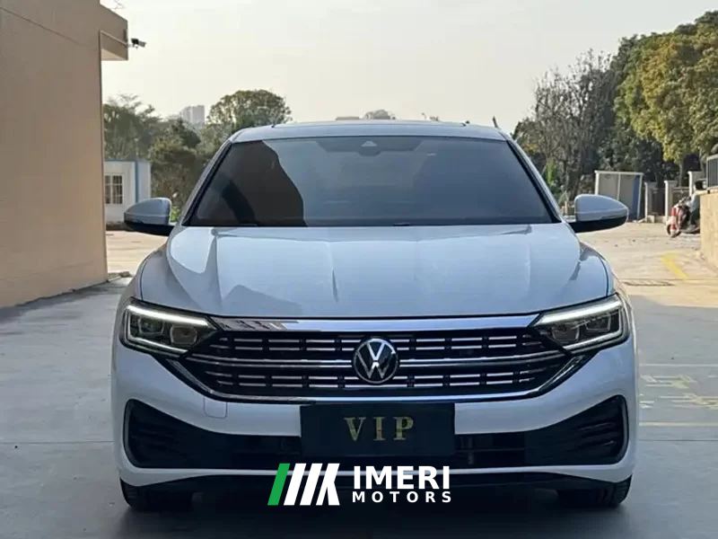 Volkswagen Sagitar 300TSI Dual Clutch Superior Edition - автомобиль из Китая