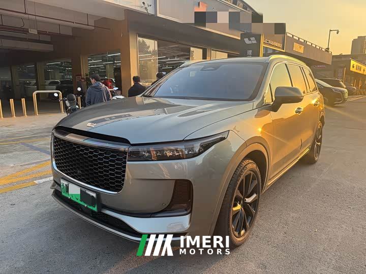 Li Auto ONE Extended Range 6-Seater - ავტომობილი ჩინეთიდან