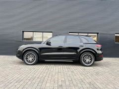 Porsche Cayenne 3.0T Platinum Edition - ფოტო 3