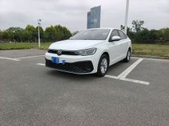 Volkswagen Lavida Advanced 1.5L Automatic Xin Yi Edition - фото 1