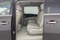 Buick GL8 Land Business Class 652T Luxury Edition 7-seater - photo 19
