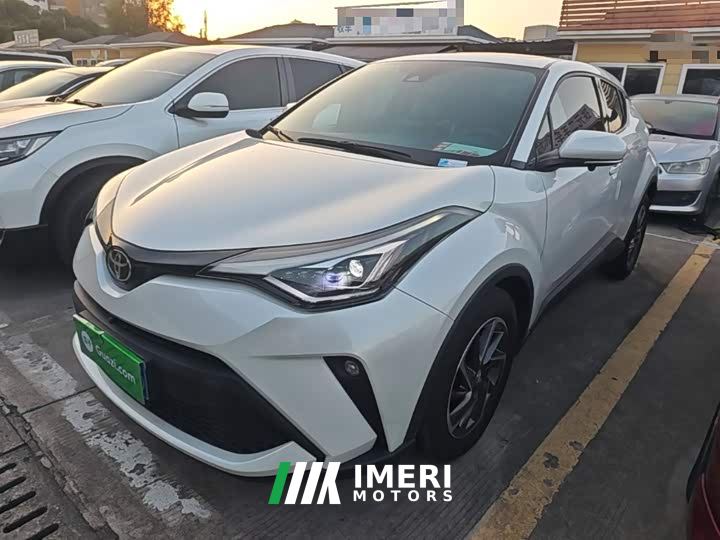 Toyota C-HR 2.0L Luxury - ავტომობილი ჩინეთიდან