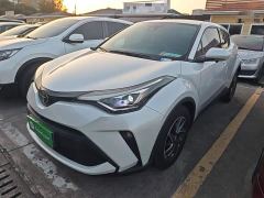 Toyota C-HR 2.0L Luxury - ფოტო 1