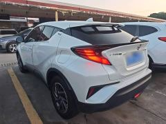 Toyota C-HR 2.0L Luxury - ფოტო 4