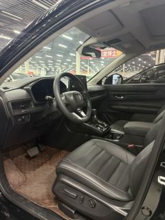 Honda CR-V 240TURBO FWD Active 5-Seater - photo 4
