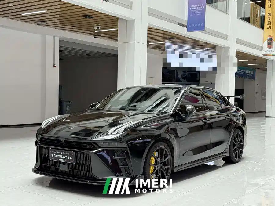Lynk & Co 03 2.0T AWD 5 - car from China