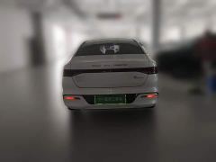BYD Qin PLUS Glory Edition DM-i 55KM Leading - ფოტო 5