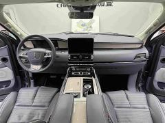 Lincoln Navigator Presidential Series 3.5T - photo 13