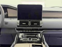 Lincoln Navigator Presidential Series 3.5T - photo 14