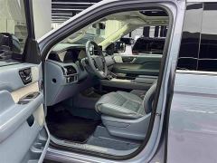 Lincoln Navigator Presidential Series 3.5T - photo 5