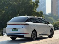 XPeng X9 Pure Electric 750 Ultra - ფოტო 16