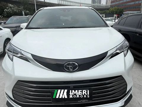 2026 Toyota Sienna Dual-Engine 2.5L RWD Comfort Edition - автомобиль из Китая