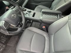Toyota Sienna Dual-Engine 2.5L RWD Comfort Edition - photo 4