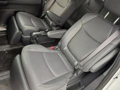 Toyota Sienna Dual-Engine 2.5L RWD Comfort Edition - photo 5