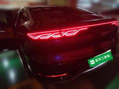 BYD Han DM-i 1.5T 121km Luxury Edition - ფოტო 4
