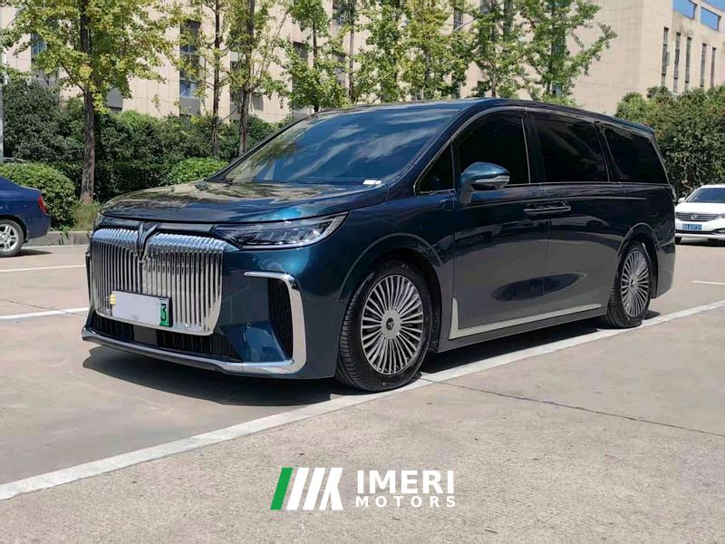 Voyah Dreamer Edition 1.5T 235km AWDPremium Edition - автомобиль из Китая