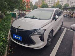 Dongfeng Fengxing Yacht 1.5T DCT Moon-Embracing Edition - ფოტო 1