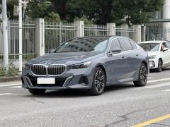 BMW 5 Series 525Li M Sport Package - ფოტო 1