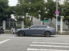 BMW 5 Series 525Li M Sport Package - ფოტო 5