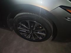 Lexus ES 200 Excellence Edition - ფოტო 6