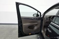 Volkswagen Viloran 380TSI Edition - фото 11