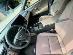 Lexus ES 200 Luxury - ფოტო 8