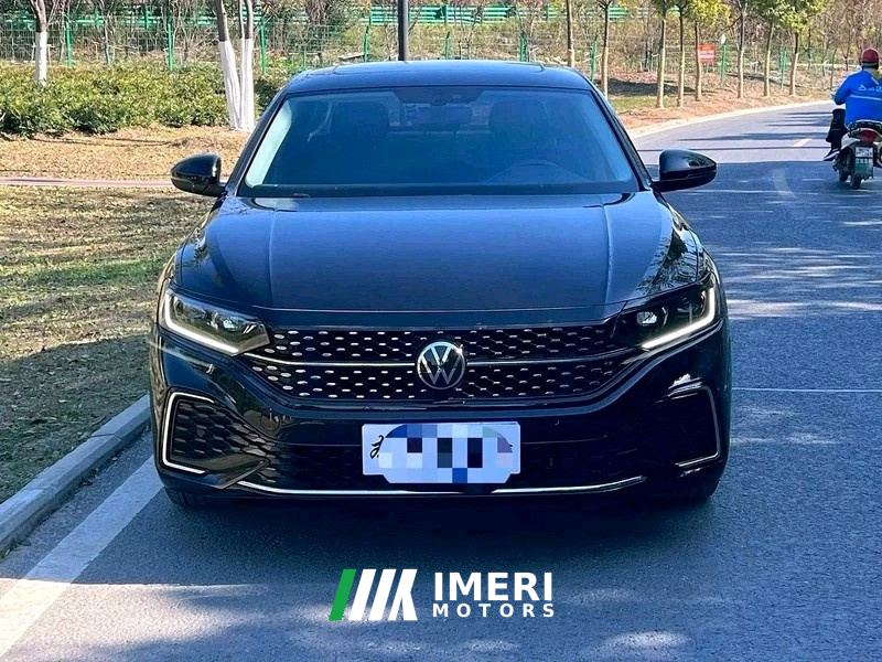 Volkswagen Passat 330TSI Star Elite Edition - car from China