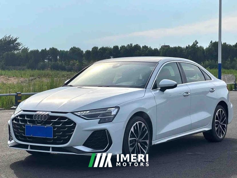 Audi A3 Sportback 35 TFSI Flying Spur Exclusive Edition - car from China