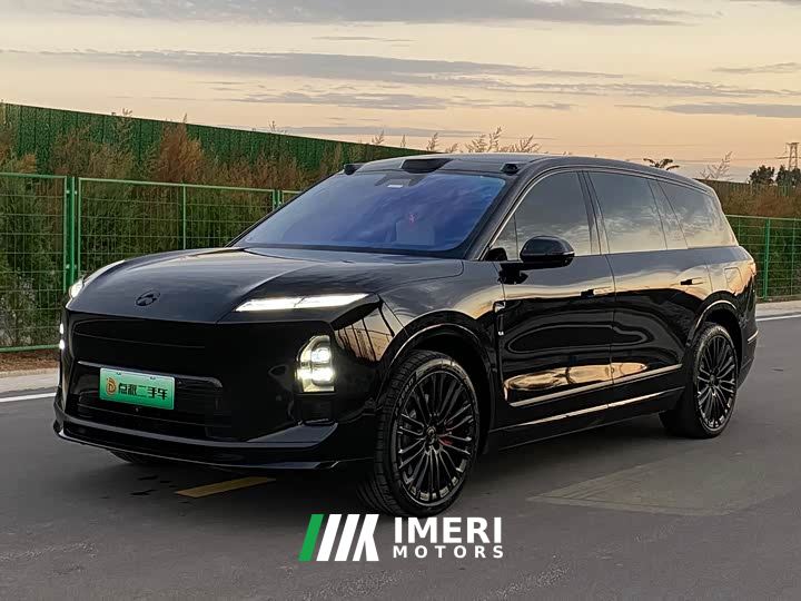 NIO ES8 Six-Seat Executive Signature Edition
