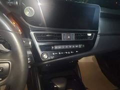 Lexus ES 200 Excellence Edition - фото 13